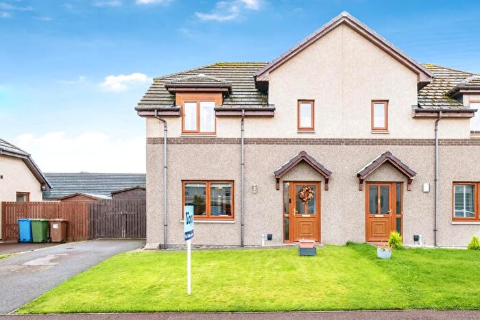 3 Bedroom Semi-Detached House For Sale In Old Milnafua Road, Alness, IV17