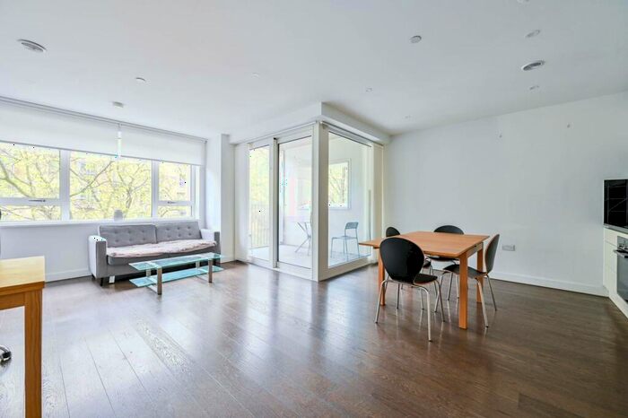 1 Bedroom Flat To Rent In Walworth Road, Southwark, SE17