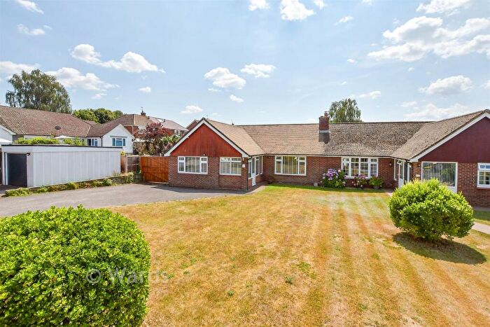 3 Bedroom Semi-Detached Bungalow For Sale In Valley Drive, Loose, Maidstone, Kent, ME15