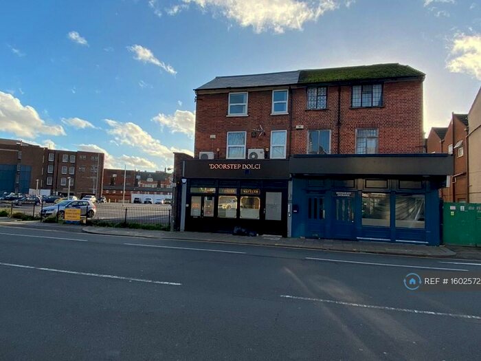 1 Bedroom Flat To Rent In The Broadway, Bedford, MK40