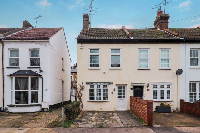 2 Bedroom Terraced House To Rent In Princes Street, Southend-On-Sea, SS1