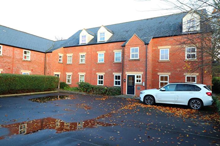 1 Bedroom Property To Rent In Farm Street, Park House Farm Street, GL1