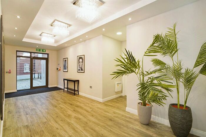 2 Bedroom Apartment For Sale In Gorcott Lane, Shirley, Solihull, B90