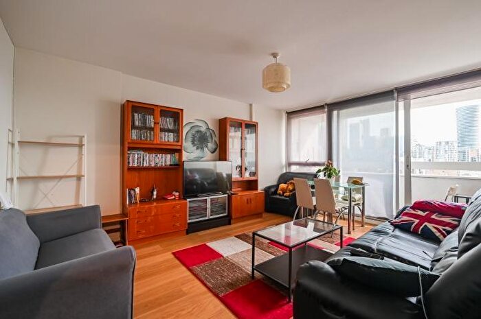 2 Bedroom Apartment For Sale In Bowsprit Point, Westferry Road, London, E14