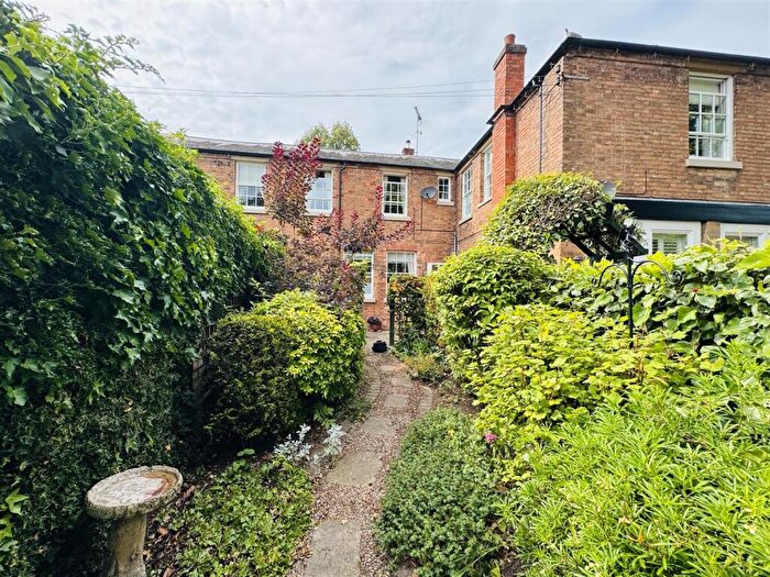2 Bedroom Apartment For Sale In Burgage Lane, Southwell, NG25