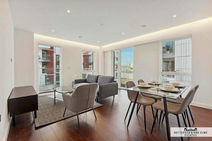 2 Bedroom Flat To Rent In Lanchester Way, London, SW11