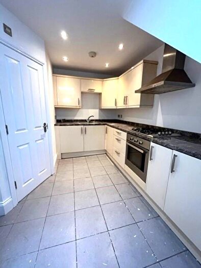 1 Bedroom Flat To Rent In Netham Road, St George, Bristol, Bristol City, BS5