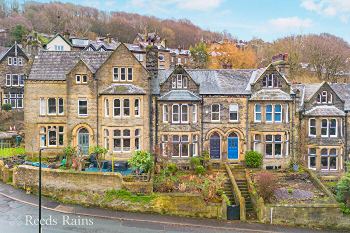 5 Bedroom Terraced House For Sale In Birchcliffe Road, Hebden Bridge, HX7