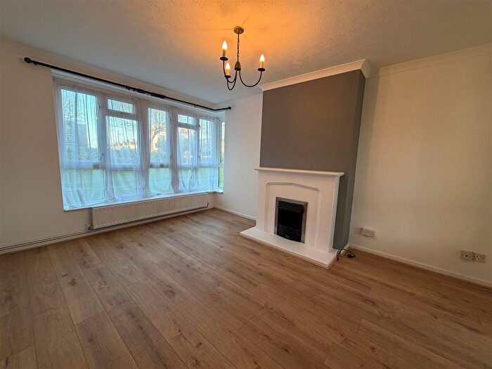 2 Bedroom Flat To Rent In Longbridge Road, Barking, IG11