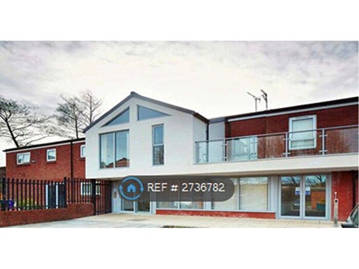 1 Bedroom Flat To Rent In Pine Lodge, Liverpool, L4