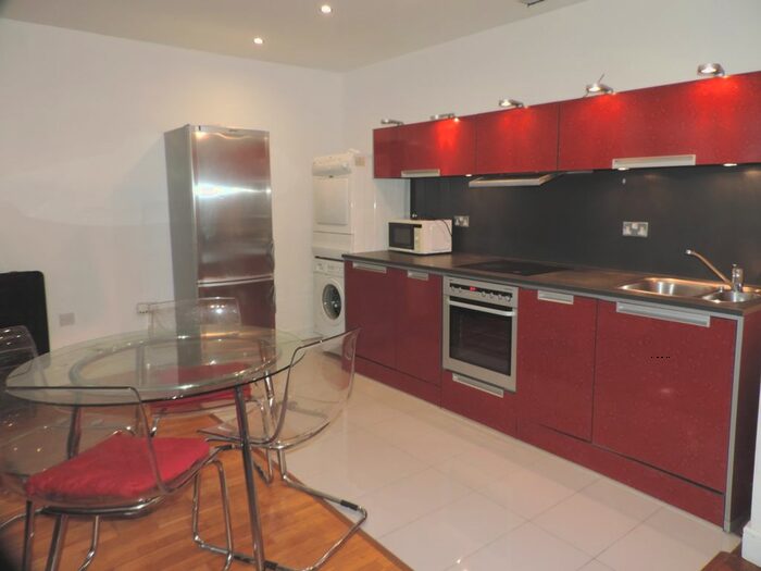 Studio To Rent In Bute Terrace, Cardiff, CF10