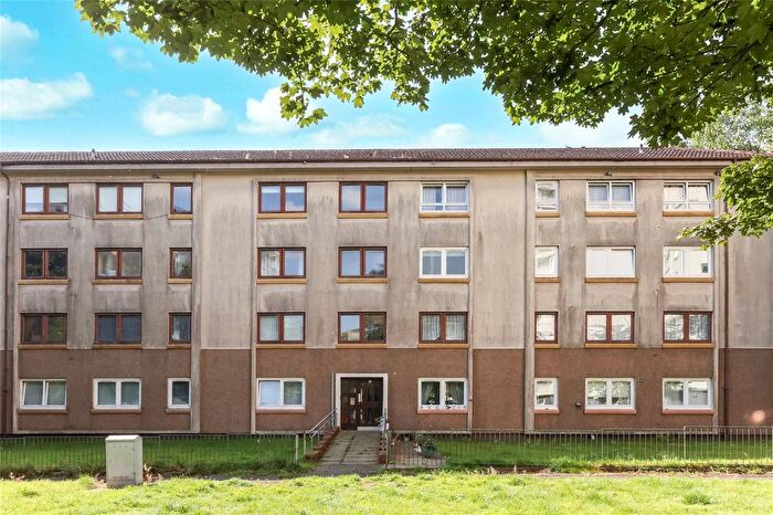 2 Bedroom Flat For Sale In Keal Avenue, Blairdardie, Glasgow, G15