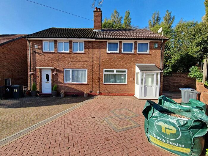 2 Bedroom Semi-Detached House To Rent In Greenslade Croft, Northfield, Birmingham, B31