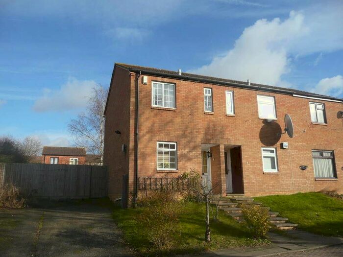 2 Bedroom End Of Terrace House To Rent In Helston Place, Fishermead, Milton Keynes, MK6