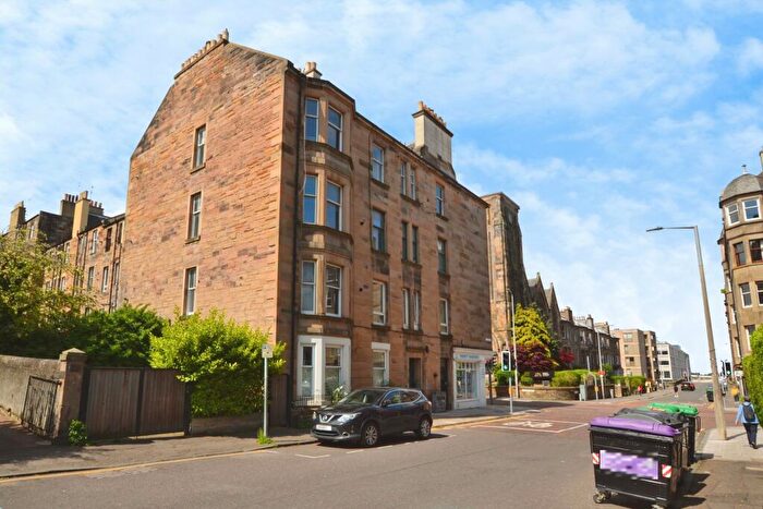 2 Bedroom Flat To Rent In Viewforth, Bruntsfield, Edinburgh, EH10