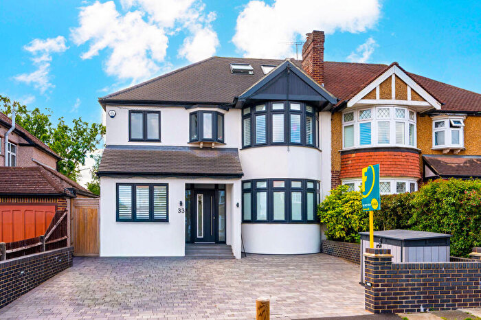 5 Bedroom Semi-Detached House For Sale In Forest Side, Worcester Park, KT4