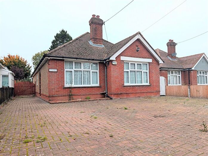 2 Bedroom Bungalow For Sale In Maidstone Road, Sutton Valence, Maidstone, ME17