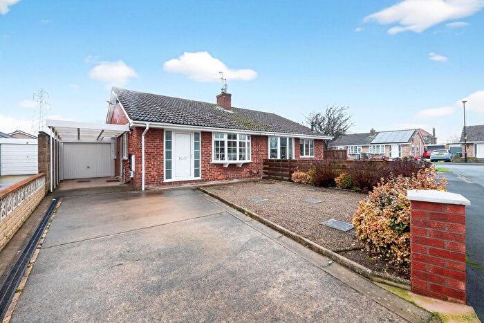 2 Bedroom Semi-Detached Bungalow For Sale In Ryecroft Close, York, YO31