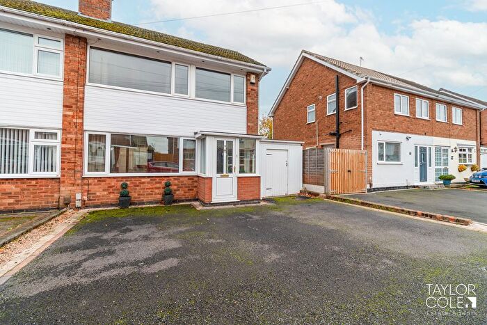 3 Bedroom Semi Detached House For Sale In Hayworth Close, Tamworth, B79