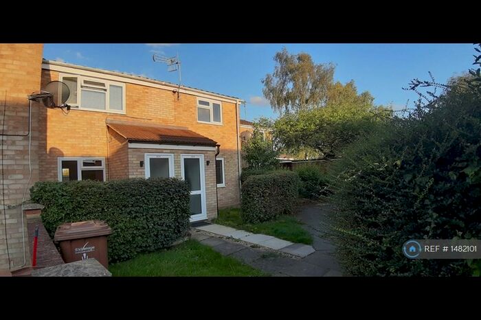 2 Bedroom Maisonette To Rent In Chester Road, Stevenage, SG1