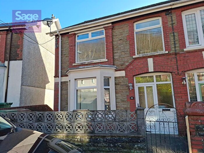 3 Bedroom Semi-Detached House To Rent In Gwyddon Road, Abercarn, NP11