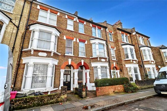 5 Bedroom Terraced House To Rent In Crayford Road, N7