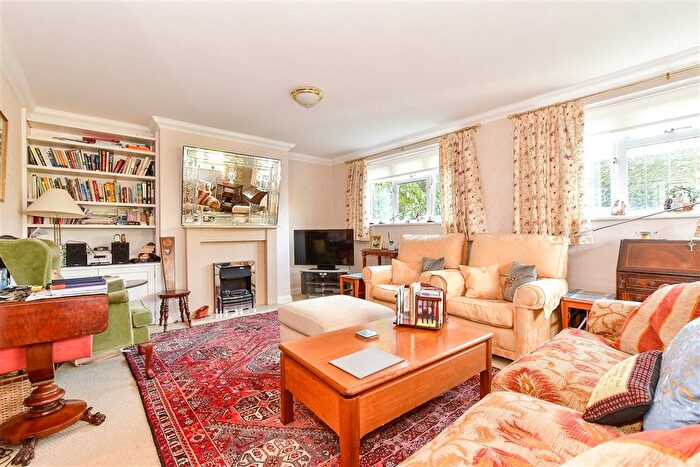 4 Bedroom Detached House For Sale In Ashford Road, St. Michaels, Tenterden, Kent, TN30