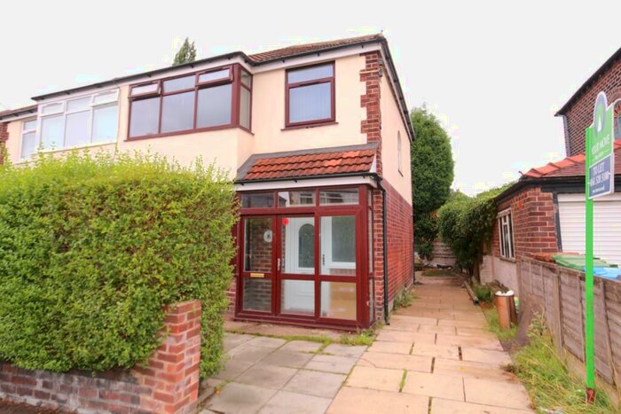 3 Bedroom Semi-Detached House To Rent In Kendon Grove, Denton, Manchester, M34