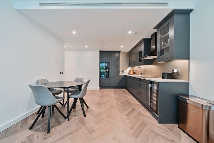 2 Bedroom Flat To Rent In Merino Gardens, Wapping, E1W