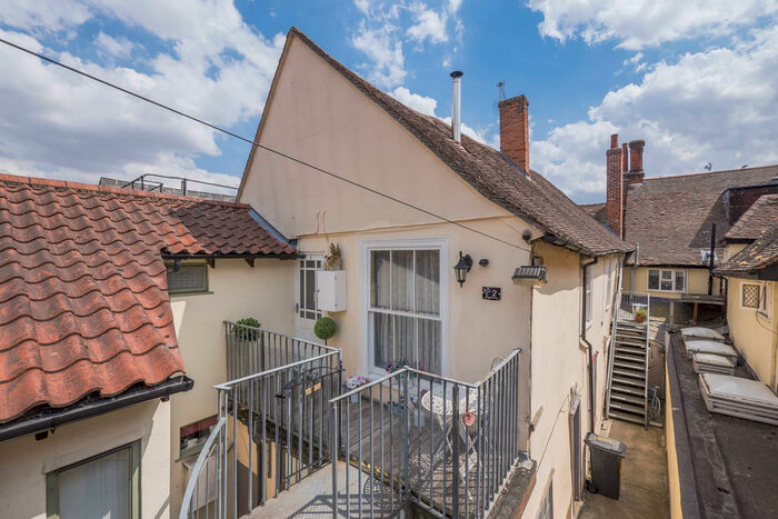 2 Bedroom Apartment To Rent In Sudbury, Suffolk, CO10