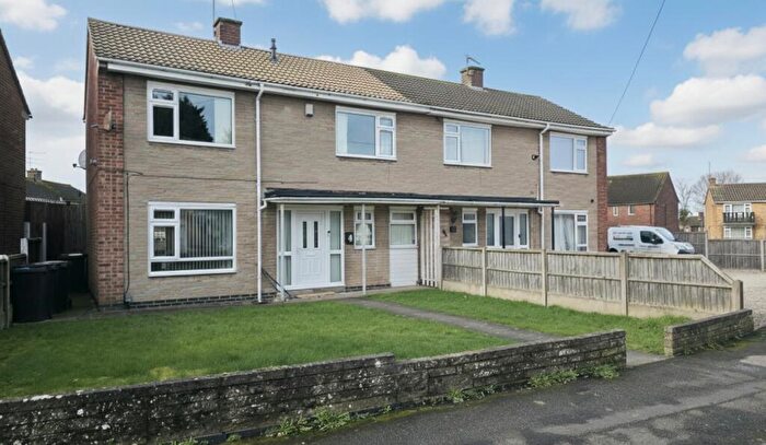 3 Bedroom Semi Detached House For Sale In Tulliver Close, Bedworth, Warwickshire, CV12