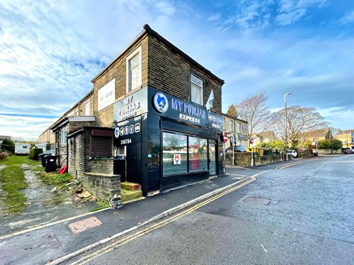 2 Bedroom Property For Sale In Club Houses, Halifax, HX2