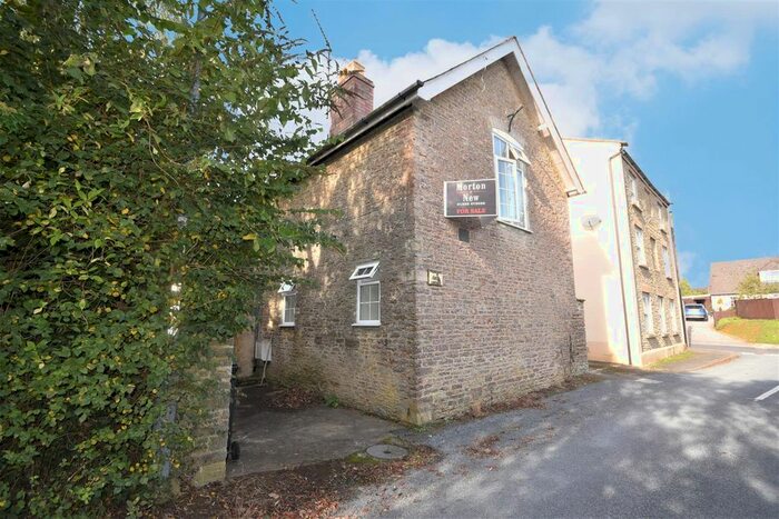 2 Bedroom Detached House For Sale In Wood Lane, Stalbridge, Sturminster Newton DT10
