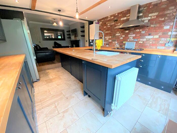 5 Bedroom Terraced House To Rent In Gordon Road, CT1