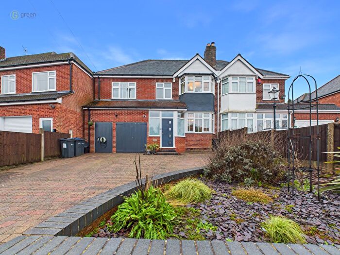 4 Bedroom Semi-Detached House For Sale In Clarence Gardens, Sutton Coldfield, B74