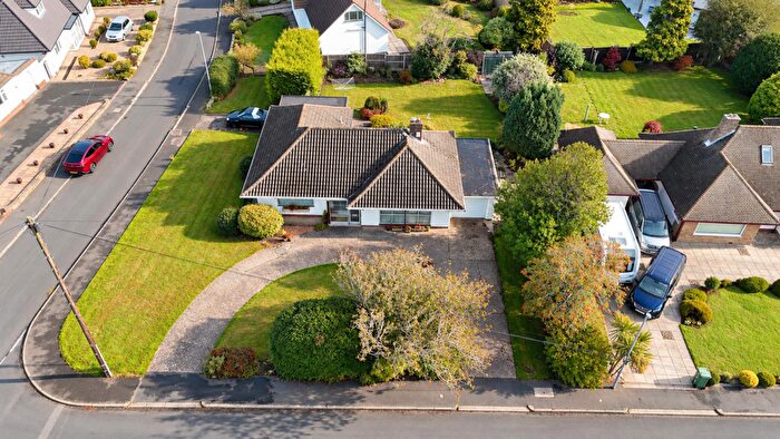 3 Bedroom Detached Bungalow For Sale In Hilltop Lane, Heswall, Wirral, CH60