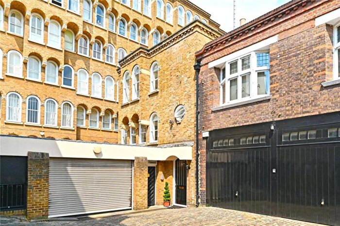 2 Bedroom Mews For Sale In Park Square Mews, Regent's Park, London, NW1