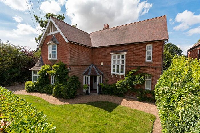 5 Bedroom Detached House For Sale In Mundesley Road, North Walsham, NR28