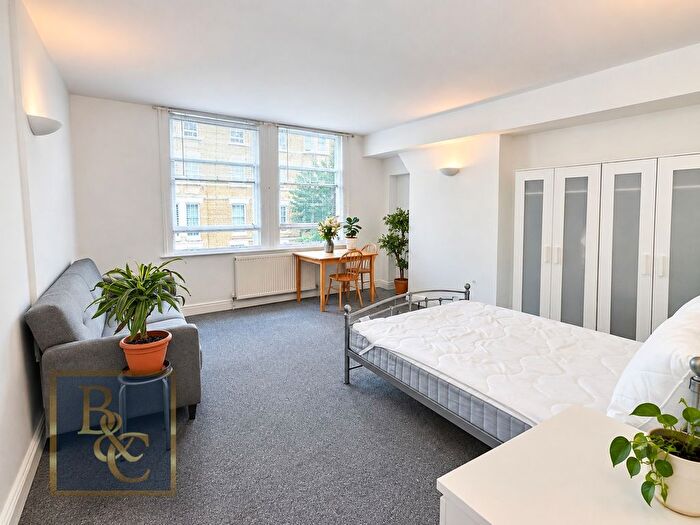 Studio To Rent In Royal College Street, Camden, NW1