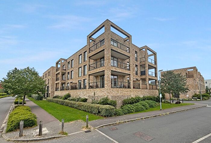 2 Bedroom Flat For Sale In Trumpington, Cambridge, CB2