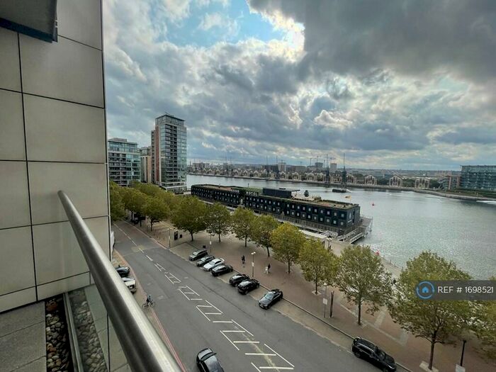 2 Bedroom Flat To Rent In Adriatic Apartments, London, E16