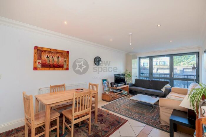 2 Bedroom Flat To Rent In Ment House, Mentmore Terrace, London Fields, E8