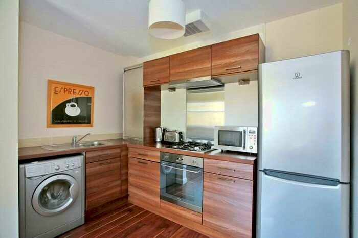 2 Bedroom Terraced House To Rent In Broadshade Drive, Westhill, Aberdeen, AB32