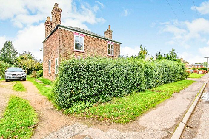 4 Bedroom Detached House For Sale In Hospital Drove, Long Sutton, Spalding, PE12