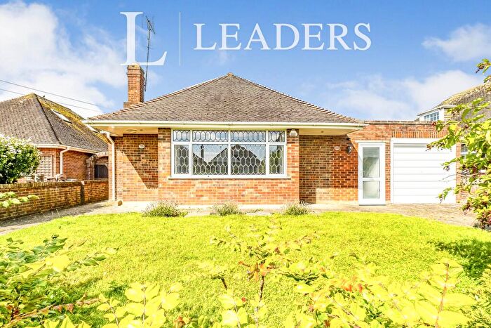 3 Bedroom Bungalow To Rent In Southsea Avenue, Goring-by-Sea, BN12