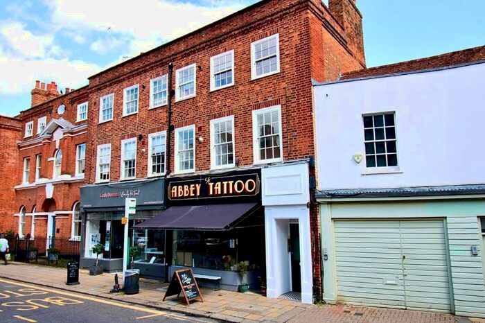 1 Bedroom Apartment To Rent In Chertsey, Surrey, KT16