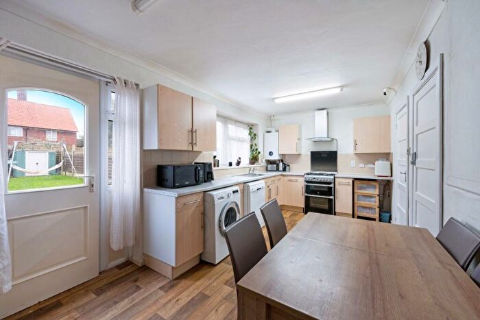 3 Bedroom Terraced House For Sale In Pound Road, Banstead, SM7