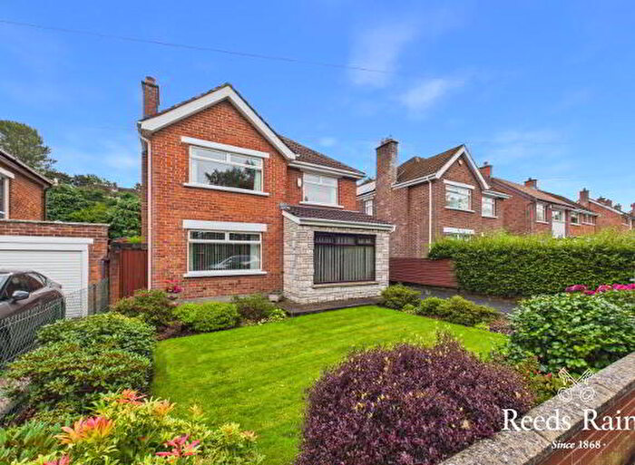 3 Bedroom Detached House For Sale In Loughview Drive, Belfast, BT6