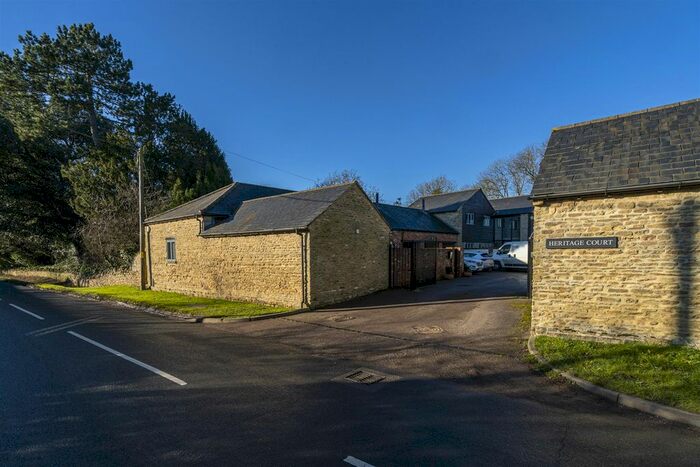 3 Bedroom Property For Sale In 6 Heritage Court, Clifton Reynes, Olney MK46