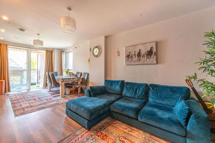 1 Bedroom Flat For Sale In Thunderer Street, Upton Park, London, E13